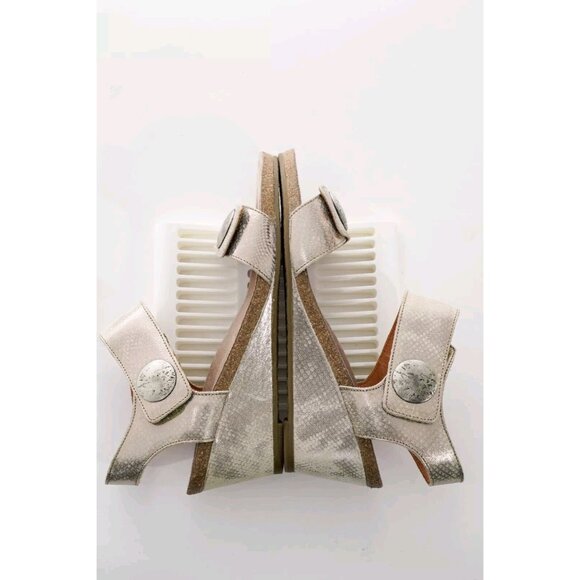 Taos Carousel 2 Wedge Leather Sandals Women's Sz 11 Shoes - Picture 15 of 16